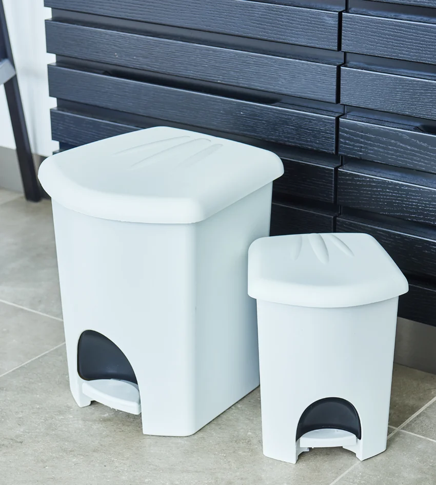 plast team Poubelle cosmétique à pédale, 6 litres, blanc - OEM 13500800