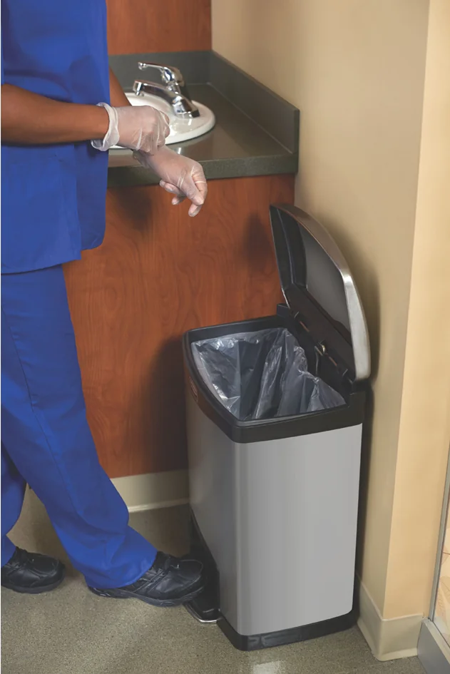 Rubbermaid Collecteur à pédale Slim Jim, en métal, 30 litres - OEM 1901985 – Image 3